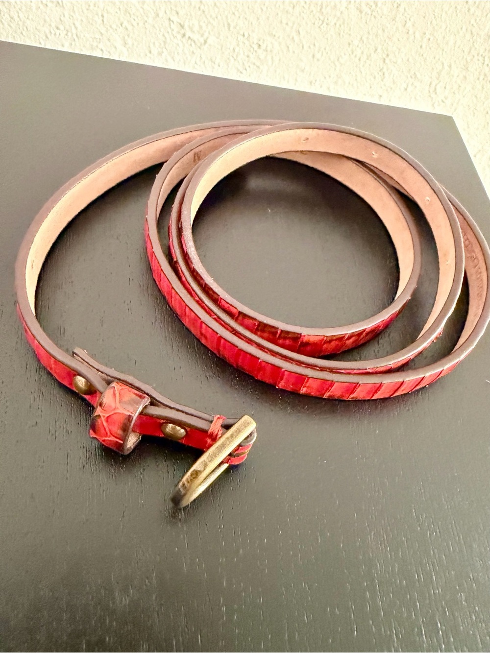 Ann Taylor Red Snakeskin Embossed Leather Skinny Belt Size M